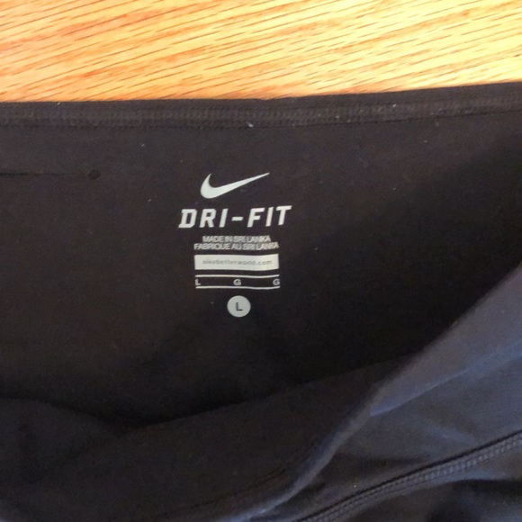 Nike Dri Fit Crop Leggings - Picture 4 of 5